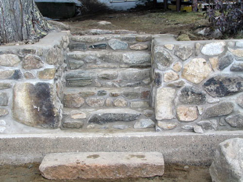 Meyer Masonry Fieldstone Steps